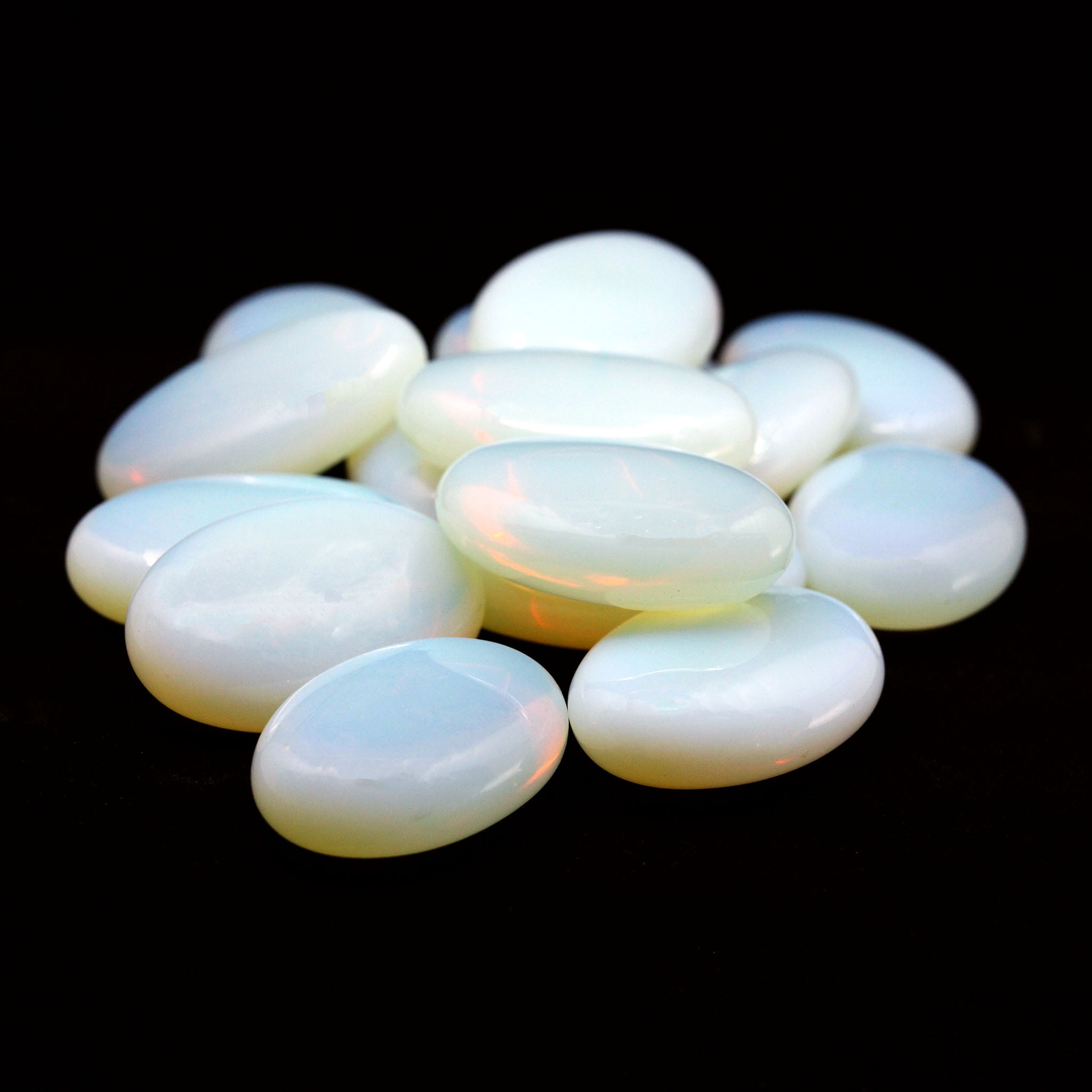 Opalite Palm Stone - 1 kg