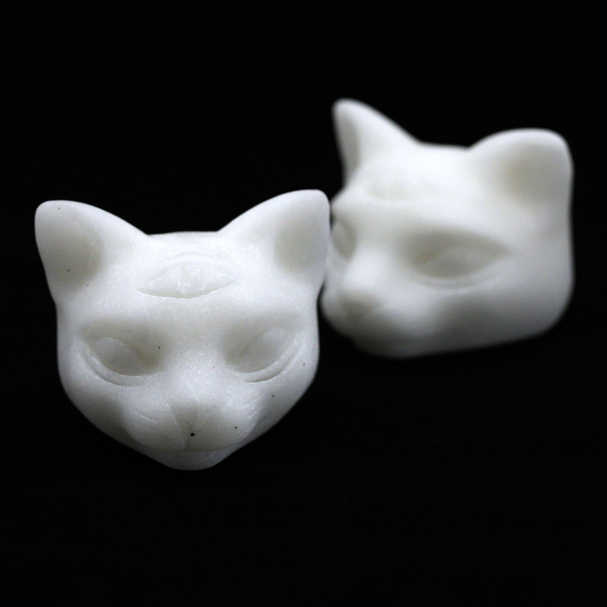 Cat Head with Third Eye 2 Inches