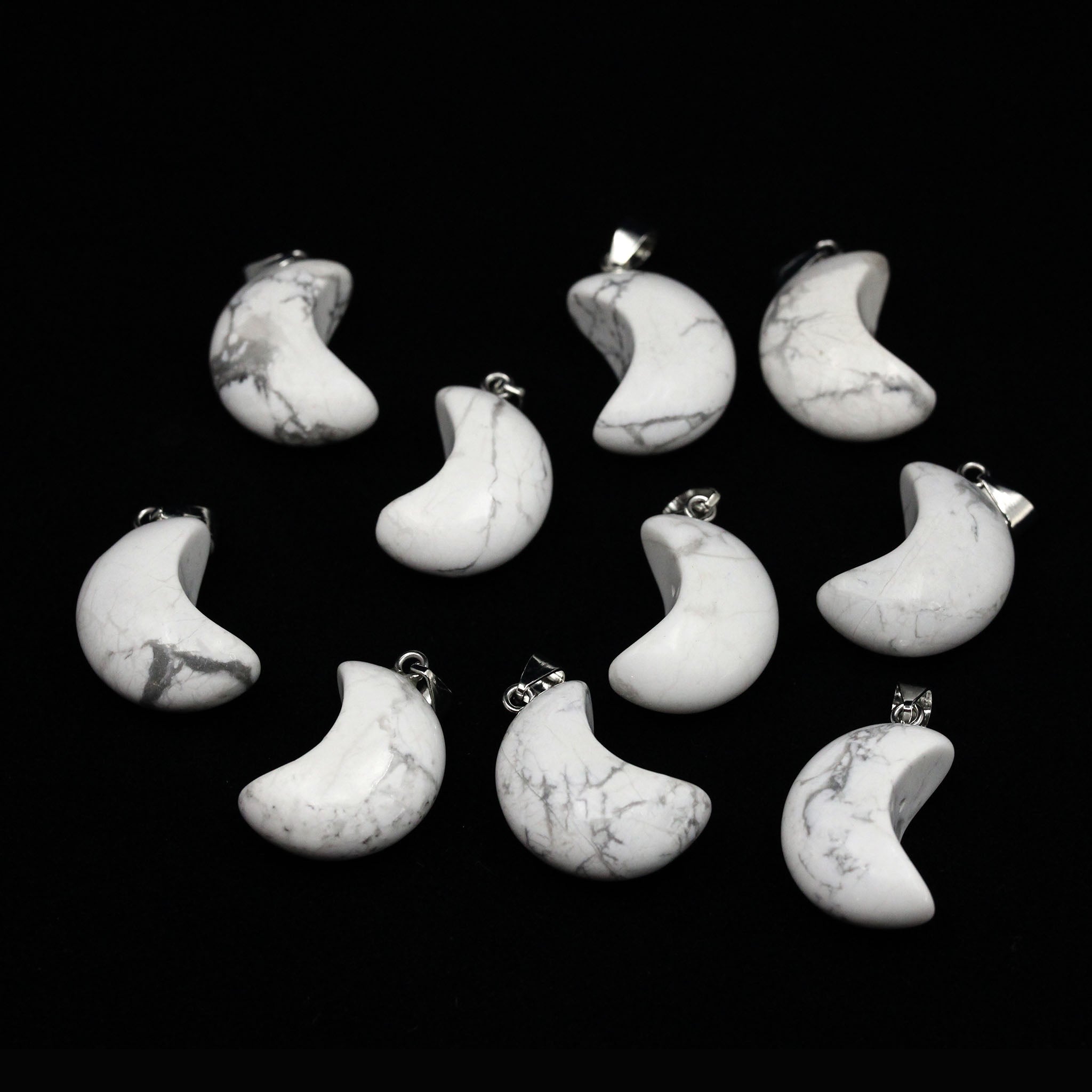 Puffy Moon Pendant - 10 Pcs