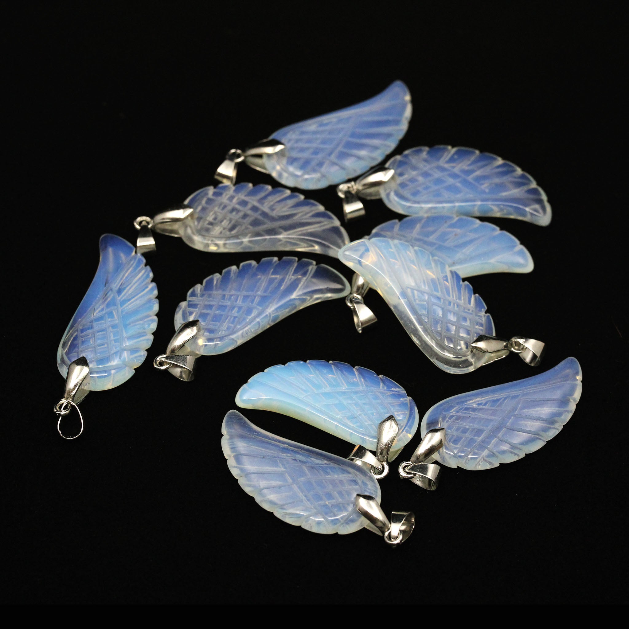 Puffy Wing Pendant 1.4 Inches - 10 Pcs